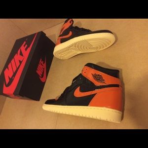SOLD | Nike Jordan Retro 1 Shattered Backboard 3.0